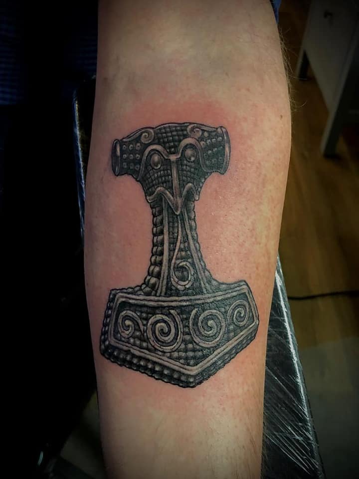 Mjölnir Thors Hammer
